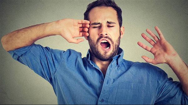 الإفتاء تجيب.. ما حكم التثاؤب أثناء الصلاة وهل هو من علامات العين؟ | فيديو