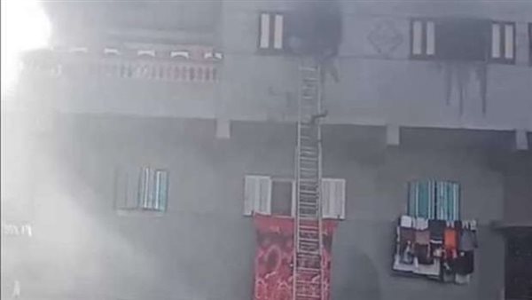 لن تتوقع السبب..كاميرا مراقبة تكشف لحظة إشعال النيران في فتاة على يد شقيقها بالدقهلية | شاهد