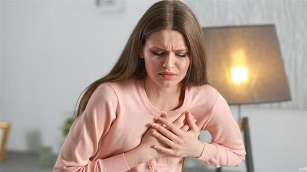 تشبه الذبحة.. القلب المنكسر متلازمة تصيب النساء أكثر من الرجال 