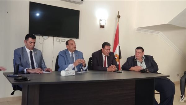 في الاجتماع الأول للجنة الإعلامية بحملة دعم الرئيس..اللواء فوزي والجابري يؤكدان علي أهمية الصحافة والاعلام في نشر الوعي المجتمعي والثقافي للرئيس