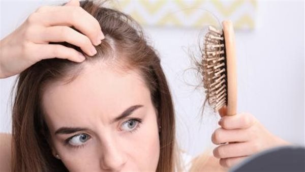 احذروا هذه الأكلات.. هاني الناظر يكشف أسباب سقوط الشعر