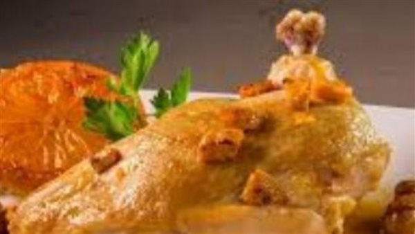 مخزن السموم والدم الفاسد..تحذير من تناول هذه القطعة في الدجاج | شاهد 