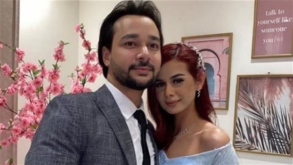 قبل حفل الزفاف..القصة الكاملة لانفصال منة عرفة ومحمود المهدي