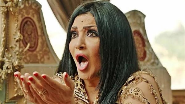 بعد أن شاهدت رجلًا يقضي حاجته في الشارع.. بدرية طلبة تستنجد بالحكومة | فيديو