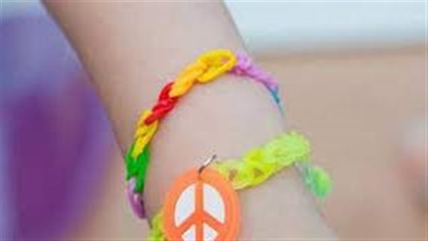 الإفتاء تحسم الجدل وتوجه رسالة هامة..هل ارتداء الأطفال للحظاظات حرام شرعا؟ | فيديو