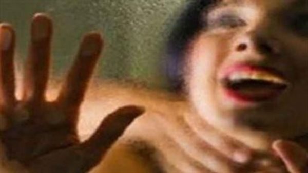 الأمن يكشف لغز وفاة ربة منزل بالمنيا..قتلها زوجها لشكه في سلوكها ونصب لها مشنقة لإخفاء جريمته 