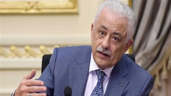 وزير التعليم يحسم الجدل.. حقيقة تعطيل الدراسة في المدارس