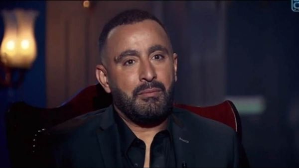 الطاقة الذكورية عالية عندي وبتعملي مشاكل.. تصريحات مثيرة للفنان أحمد السقا في برنامج حبر سري