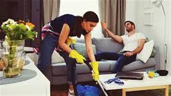 الإفتاء تجيب..هل يجب على الرجل توفير خادمة لزوجته؟