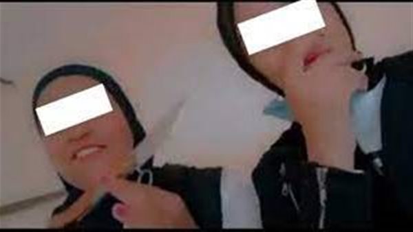 إزاي المطواة دخلت المدرسة.. النيابة الإدارية تكشف واقعة تهديد طالبتين لزميلتهما بالقتل | فيديو