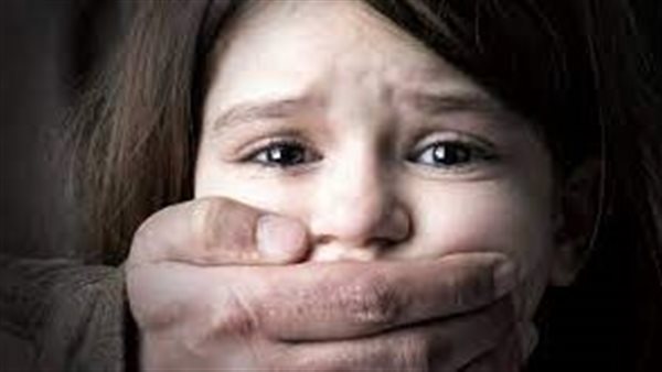 هتك عرض تلميذة أثناء درس خصوصي.. تفاصيل مثيرة في إحالة مدرس في الدقهلية للجنايات