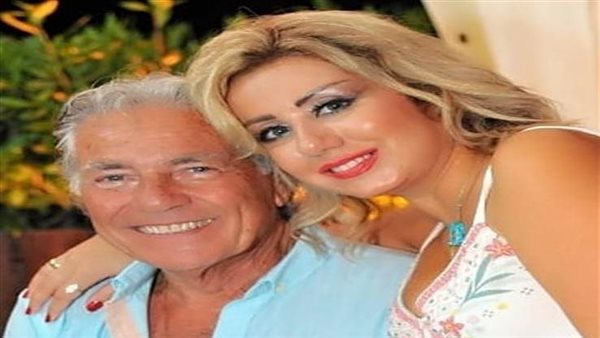 خلي الداير داير.. رد صادم من حسين فهمي عن أزمة شقيقه وطليقته | فيديو