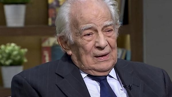 بعد رد حفيد رشوان توفيق.. حرب التصريحات تشتعل بين نجلة الفنان وابن شقيقتها | فيديو