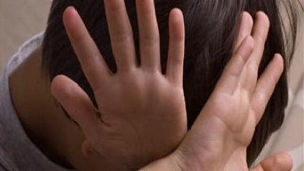  استدرجه وهتك عرضه.. قصة التعدي جنسيا على طفل في الزاوية الحمراء