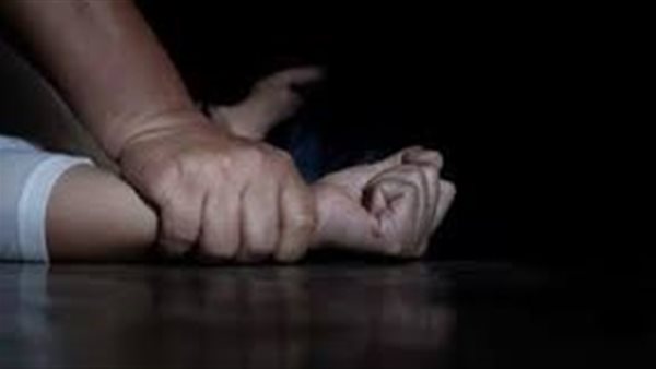 تفاصيل صادمة..شاب بالمنصورة يستدرج معاقة ذهنيا ويعتدي عليها جنسيا 4 أيام