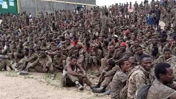 أبي أحمد ينهار..أول تعليق من اثيوبيا على الفيديو المتداول بشأن أسرى الجيش