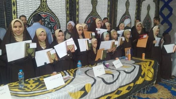 تخريج الدفعة الأولى من حفظة القرأن الكريم بمركز الرحمن لعلوم القرأن بالصف جيزة