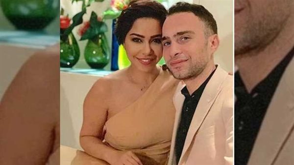 حلقت شعرها قبل الطلاق بيوم..شيرين عبدالوهاب تبكي على الهواء وتوجه رسالة إلى حسام حبيب | فيديو