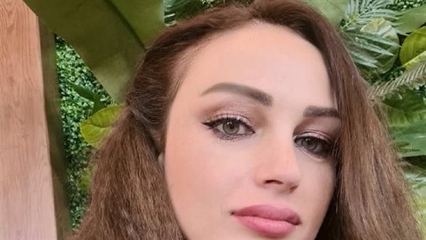 هددني بالقتل وواخد عيالي..أسرار صادمة تكشفها زوجة يوسف دندش بعد صورته مع شيرين