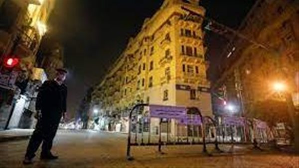  المصل واللقاح تحسم الأمر..هل ستتجه الدولة لـ حظر التجوال بسبب أوميكرون ؟ | فيديو