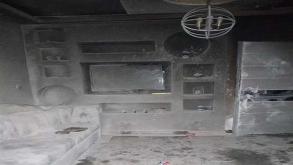 ليلة العمر تحولت لكابوس.. النيران تلتهم شقة عروسين أثناء حفل زفافهما | فيديو 