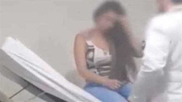 هذا ما فعله بجسدها.. تفاصيل مثيرة في القبض على طبيب بتهمة التحرش بمريضة داخل مستشفى بالقاهرة