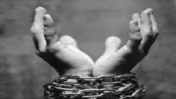 الذنوب التي تجلب الفقر.. 17 معصية يستهين بها كثيرون فتضيق أرزاقهم