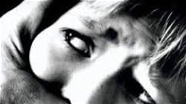 جلب الحبيب ورد المطلقة.. عصابة الدجالين توهم ضحاياها بالشفاء بالتنويم المغناطيسي والمعاشرة الجنسية