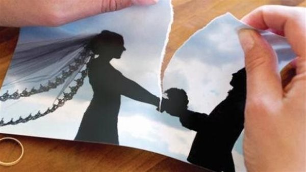 الإفتاء تجيب..هل يجوز حرمان الزوجة من حقوقها إذا طلبت الطلاق؟
