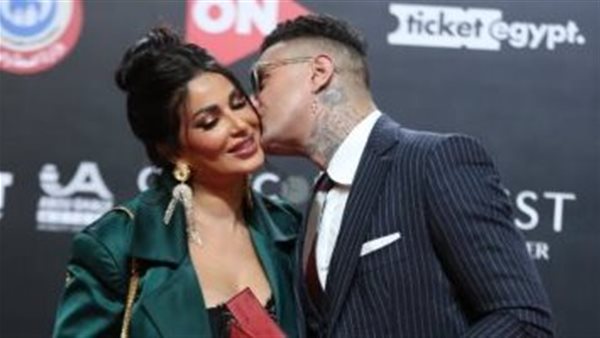 بعد عشرات القبلات على الملأ.. كيف انتهت قصة حب ندى الكامل وأحمد الفيشاوي؟