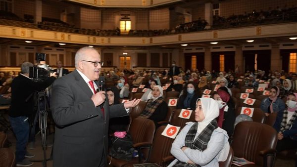 في محاضرة تجديدية حول الثوابت والمتغيرات في الإسلام مقدما عمر بن الخطاب نموذجا.. الخشت:التجديد في منطقة المتغيرات ونعمل بها لتأسيس خطاب ديني جديد