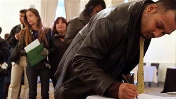 بشاير 2022.. حقيقة الإعلان عن وظائف حكومية بداية العام 