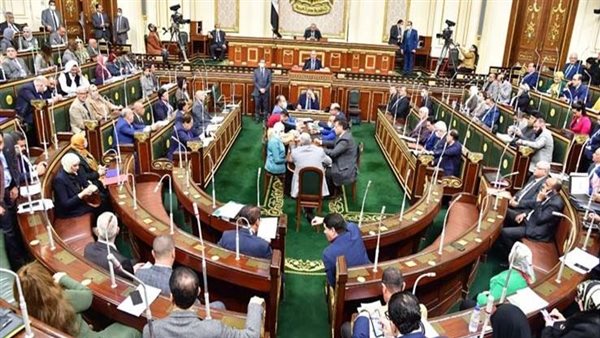 أحقية التثبيت بعد 4 سنوات.. تفاصيل قانون العمل الجديد | فيديو