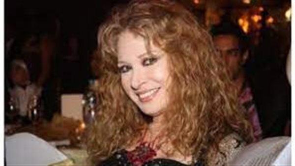 بطلبه كل يوم وهو مش عايز.. ماذا تتمنى نجمة الاستعراض نيللي من الله؟