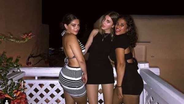 صور جريئة ورسالة لصديقها..جانا عمرو دياب تثير الجدل في استقبال 2022 | فيديو