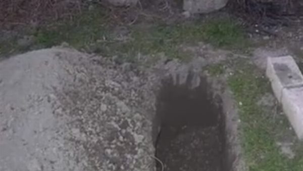 بعد إعلان ولادته ميتًا.. رضيع يعود للحياة قبل لحظات من دفنه