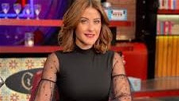 دمرتوها وضيعتوا مستقبلها..هيدي كرم تنفعل باكية بسبب معلمة المنصورة | فيديو