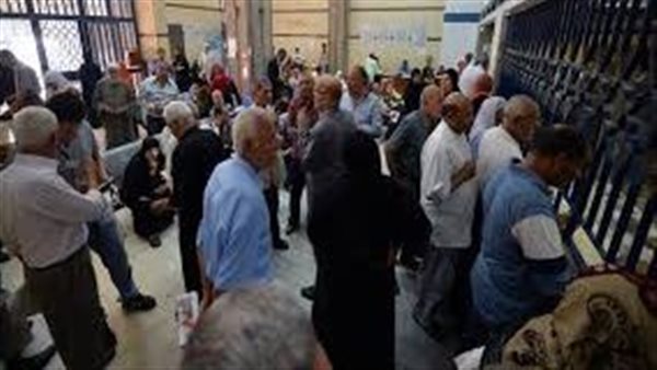 تنفيذا لتوجيهات السيسي..خبر سار من الحكومة لأصحاب المعاش المبكر