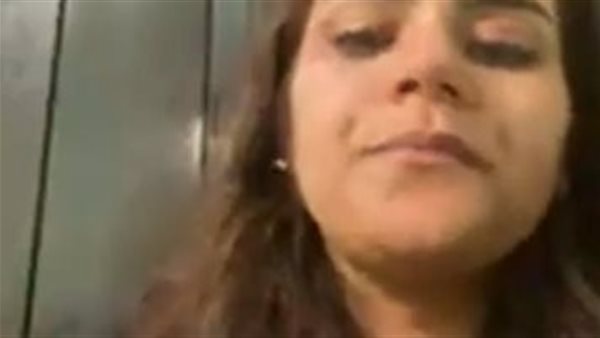 بيطلب مني طلبات غريبة مقدرش أقولها.. سيدة تستغيث من تعدي زوجها عليها بالضرب | فيديو