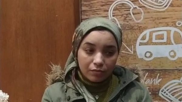 كنت محتاجاك ولسة بحبك..معلمة المنصورة توجه رسالة مؤثرة لطليقها | فيديو