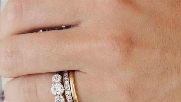 اقرأيها بعد صلاة العشاء..الإفتاء تنصح فتاة تركها خطيبها بتلك السورة | فيديو