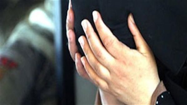 علاقة غير شرعية وزواج عرفي وقتل الزوج.. القصة الكاملة لإعدام ريهام وعشيقها