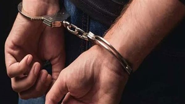 تفاصيل صادمة..أول قرار بشأن طبيب الغربية المتهم بقتل أمه ومحاوله الفتك بوالده