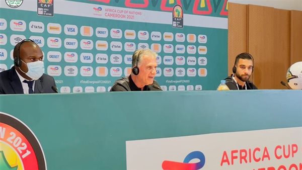 عمرو السولية يحسم الجدل..هل تمرد لاعبو منتخب مصر ضد كارلوس كيروش؟