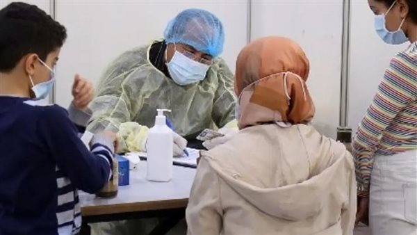 رقم صادم جديد.. الصحة تعلن إصابات ووفيات كورونا اليوم