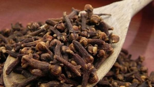 فوائد مذهلة لن تتوقعها..القرنفل حل سحري لمشكلات الرجل
