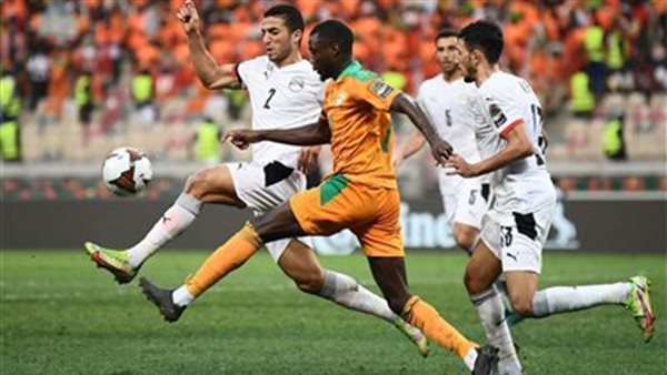 بعد الفوز على الأفيال..احتفالات ورقص داخل غرفة ملابس منتخب مصر | فيديو