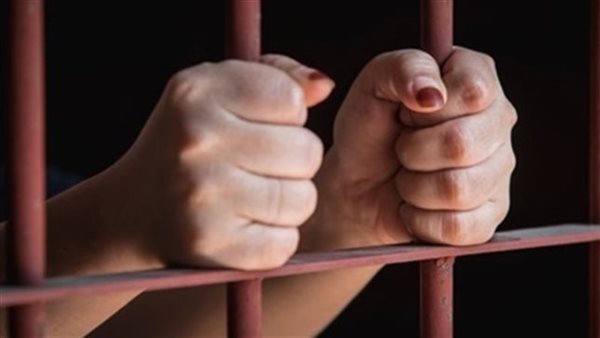 تفاصيل مثيرة.. القصة الكاملة للاعتداء على مذيعة شهيرة في عيادة تجميل بالبساتين 