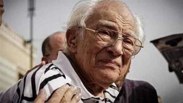 تجربتي قاسية.. القصة الكاملة لأزمة الفنان رشوان توفيق مع ابنته