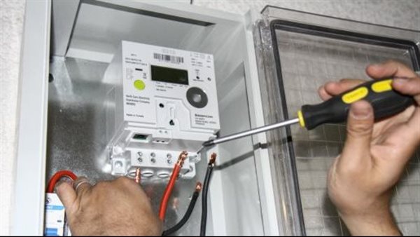12 حالة.. متى يحق للكهرباء فصل التيار ورفع العداد ؟
